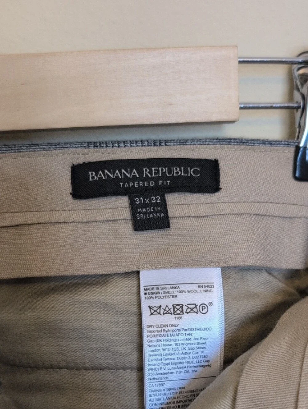 Banana Republic Grey Tapered Dress Pants 31x32